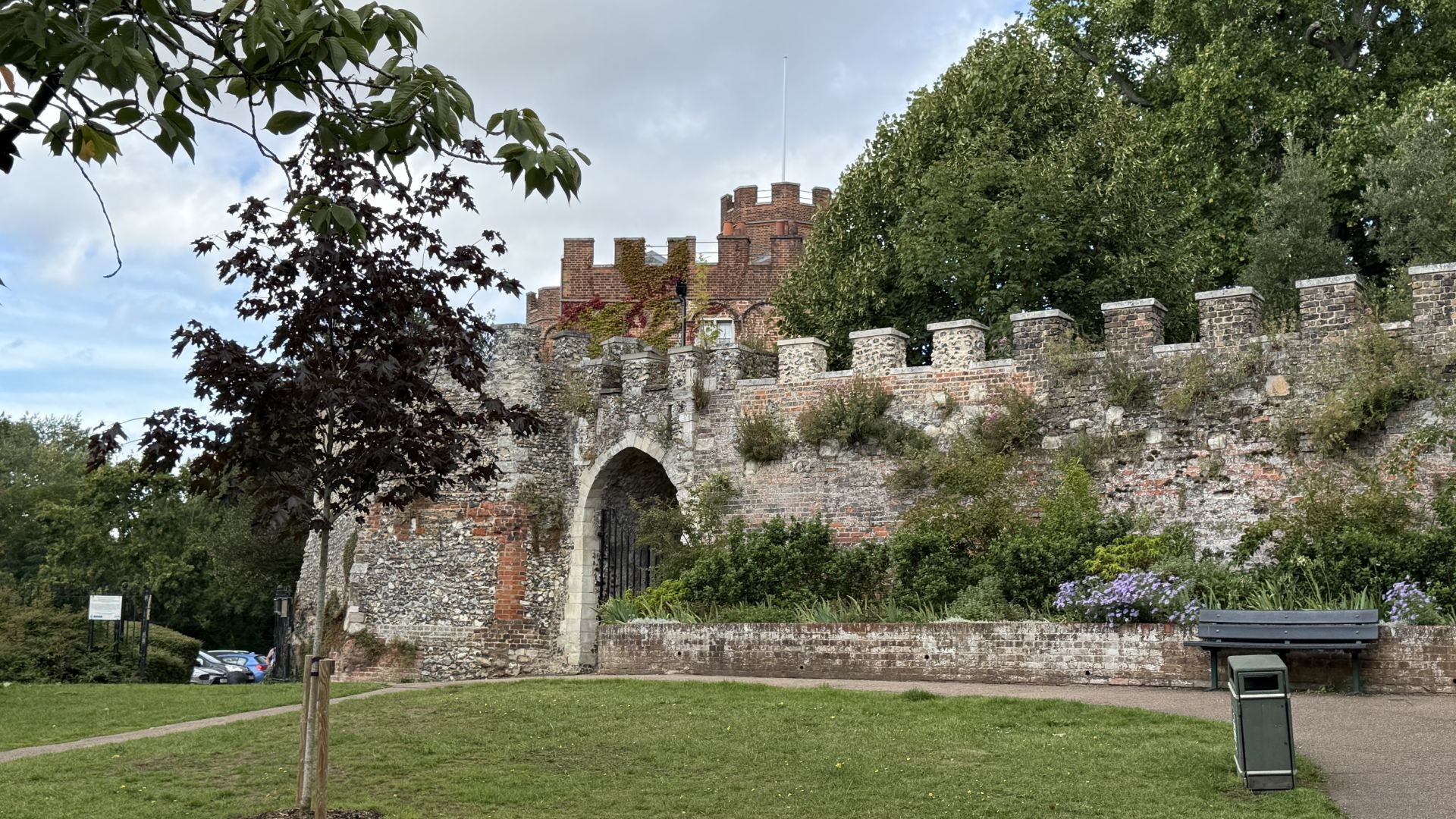 Picnic by Hertford Castle